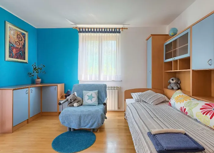 Corina By Interhome * Sisan