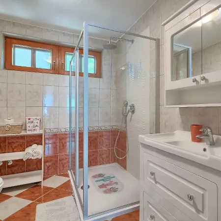 Casa de Férias Corina By Interhome